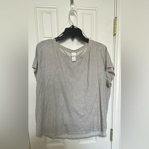 H&M Basics Black/White Spotted Short Sleeved Tee - Size XXL - LIKE NEW